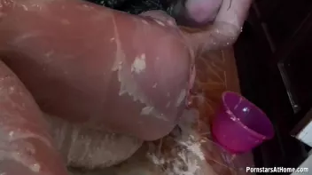 Eurobabes Just Don't Know How To Bake... Screencap 89 on sinx.preview.netperv.com