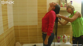 Brunette Babe's Wet and Sudsy Hair Wash Screencap 66 on sinx.preview.netperv.com