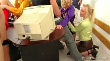 Doing Whatever In Takes In Style Screencap 68 on sinx.preview.netperv.com