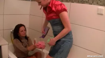 Beauties In The Tub In Fully Clothed Scrub-Down Screencap 27 on sinx.preview.netperv.com