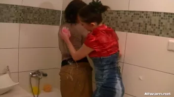 Beauties In The Tub In Fully Clothed Scrub-Down Screencap 34 on sinx.preview.netperv.com