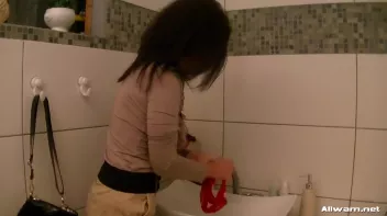 Beauties In The Tub In Fully Clothed Scrub-Down Screencap 4 on sinx.preview.netperv.com