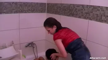 Beauties In The Tub In Fully Clothed Scrub-Down Screencap 74 on sinx.preview.netperv.com