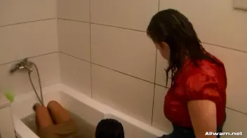 Beauties In The Tub In Fully Clothed Scrub-Down Screencap 77 on sinx.preview.netperv.com