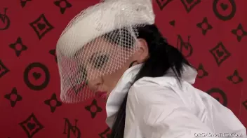 Lesbos Know Fuck Holes Screencap 11 on sinx.preview.netperv.com