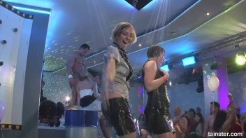 Welcome To The Mad House Part 4 - Cam 4 Screencap 101 on sinx.preview.netperv.com