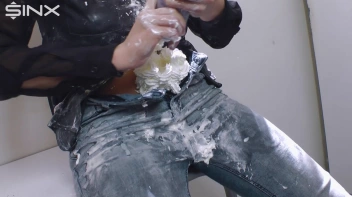 Cutie Covers Herself In Cream Before Showering Screencap 33 on sinx.preview.netperv.com