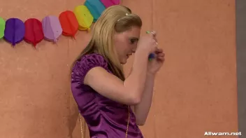 Eurobabe Oil Splatter! Screencap 4 on sinx.preview.netperv.com