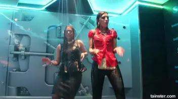 Sweet girls getting the wetlook Screencap 37 on sinx.preview.netperv.com