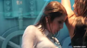 Sweet girls getting the wetlook Screencap 78 on sinx.preview.netperv.com