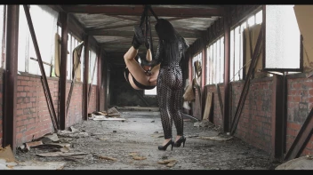 Im hängen durchgefickt Screencap 20 on sinx.preview.netperv.com