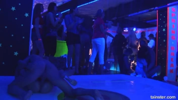 Spring Break Blow-Out Part 3 - Cam 4 Screencap 95 on sinx.preview.netperv.com