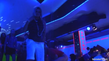 Spring Break Blow-Out Part 3 - Cam 4 Screencap 41 on sinx.preview.netperv.com