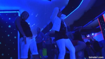 Spring Break Blow-Out Part 3 - Cam 4 Screencap 42 on sinx.preview.netperv.com