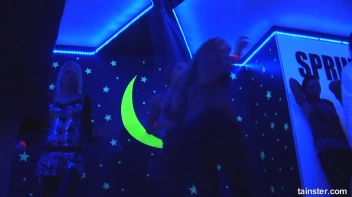 Spring Break Blow-Out Part 3 - Cam 4 Screencap 58 on sinx.preview.netperv.com