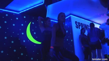 Spring Break Blow-Out Part 3 - Cam 4 Screencap 67 on sinx.preview.netperv.com