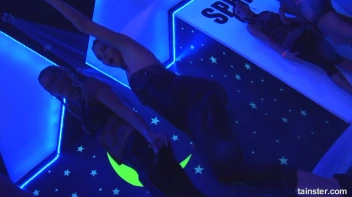 Spring Break Blow-Out Part 3 - Cam 4 Screencap 71 on sinx.preview.netperv.com