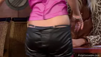 The Babes Really Love Their Champagne Screencap 2 on sinx.preview.netperv.com