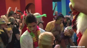 Bikini Beach Balls Part 2 - Cam 3 Screencap 13 on sinx.preview.netperv.com