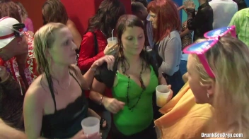 Bikini Beach Balls Part 2 - Cam 3 Screencap 42 on sinx.preview.netperv.com