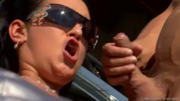 Unbearable Heat Requires Piss Relief! Screencap 47 on sinx.preview.netperv.com