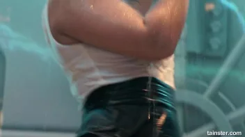 Secretaries dripping wet  Screencap 54 on sinx.preview.netperv.com