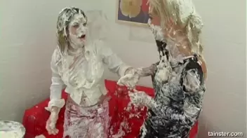 Fancy Chick Food Fight Screencap 60 on sinx.preview.netperv.com