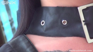 Sexy brunette gets her hair brushed to perfection Screencap 46 on sinx.preview.netperv.com