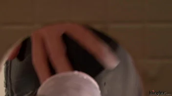 Nessa's Sticky Situation Screencap 27 on sinx.preview.netperv.com