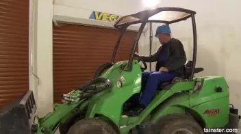 Bossy slut pissing Screencap 1 on sinx.preview.netperv.com