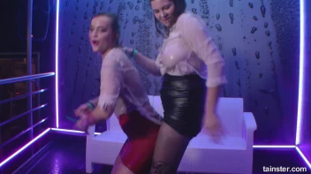 Fine Ass Shower Sluts Screencap 38 on sinx.preview.netperv.com