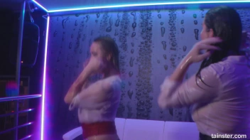 Fine Ass Shower Sluts Screencap 52 on sinx.preview.netperv.com