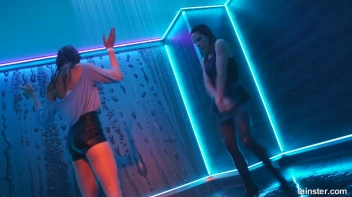 Elegant, Wet, And Living It Up! Screencap 41 on sinx.preview.netperv.com