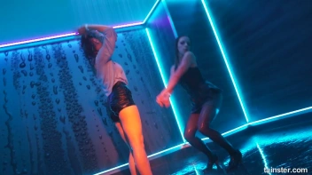 Elegant, Wet, And Living It Up! Screencap 43 on sinx.preview.netperv.com