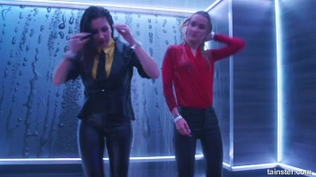 Elegant, Wet, And Living It Up! Screencap 47 on sinx.preview.netperv.com