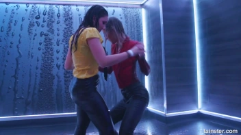 Elegant, Wet, And Living It Up! Screencap 58 on sinx.preview.netperv.com