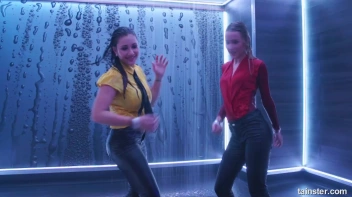 Elegant, Wet, And Living It Up! Screencap 62 on sinx.preview.netperv.com