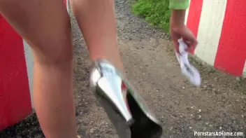 Piss Stop Screencap 25 on sinx.preview.netperv.com