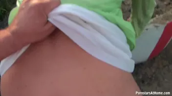 Piss Stop Screencap 28 on sinx.preview.netperv.com