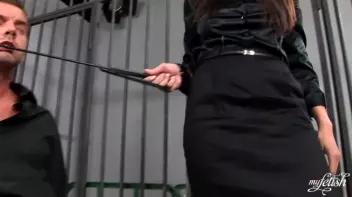 The Tiger And Her Boy Toy Screencap 10 on sinx.preview.netperv.com