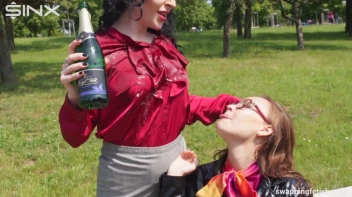 Cuties Drink Champagne Second Hand - Cam 2 Screencap 12 on sinx.preview.netperv.com