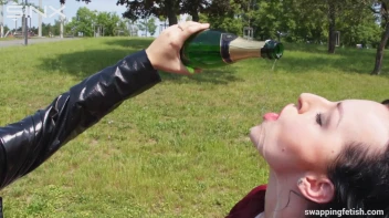 Cuties Drink Champagne Second Hand - Cam 2 Screencap 24 on sinx.preview.netperv.com