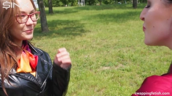 Cuties Drink Champagne Second Hand - Cam 2 Screencap 33 on sinx.preview.netperv.com