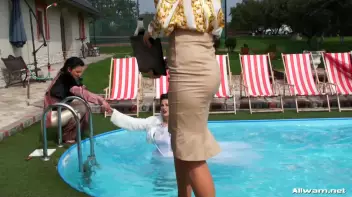 Wedding Day Wetlook Disaster Screencap 19 on sinx.preview.netperv.com