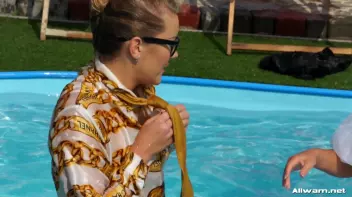 Wedding Day Wetlook Disaster Screencap 48 on sinx.preview.netperv.com