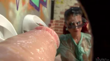 Cum Soaked SlimeWave Queens Screencap 91 on sinx.preview.netperv.com