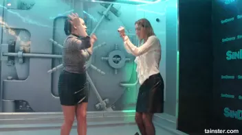 Soaking wet shower adicts Screencap 66 on sinx.preview.netperv.com