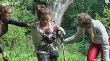 Muddy Catfight Ruins White Designer Suit - Cam 1 Screencap 28 on sinx.preview.netperv.com