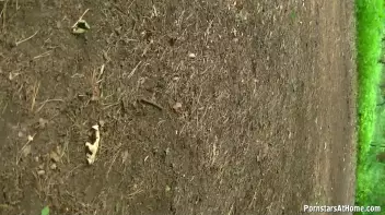 Not Your Mama's Walk Through The Park Screencap 42 on sinx.preview.netperv.com