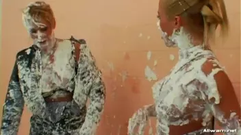 Wallpaper Glue All Over The Place! Screencap 24 on sinx.preview.netperv.com